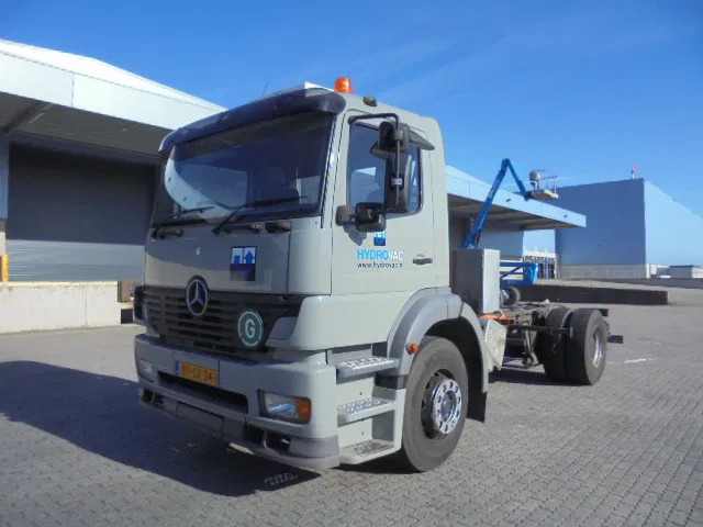 Mercedes-Benz Atego 1828 L NL TRUCK - Chassis vrachtwagen: afbeelding 1 Mercedes-Benz Atego 1828 L NL TRUCK - Chassis vrachtwagen: afbeelding 1