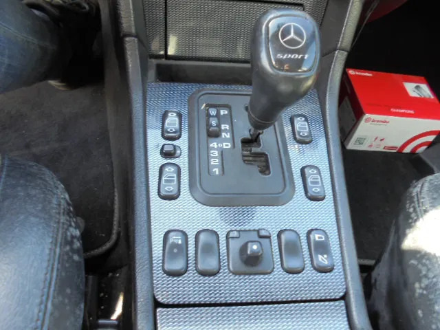 Sedan Mercedes-Benz C-Klasse 43 AMG: afbeelding 13 Sedan Mercedes-Benz C-Klasse 43 AMG: afbeelding 13