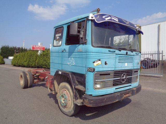 Mercedes-Benz LP 911 - Chassis vrachtwagen: afbeelding 2 Mercedes-Benz LP 911 - Chassis vrachtwagen: afbeelding 2