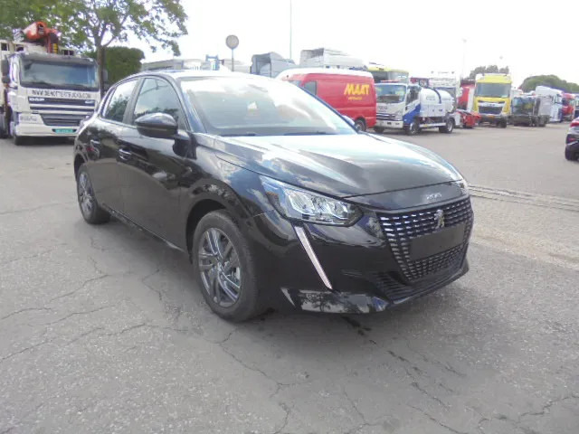 Peugeot 208 208 NEW TAX FREE - Hatchback: afbeelding 3 Peugeot 208 208 NEW TAX FREE - Hatchback: afbeelding 3