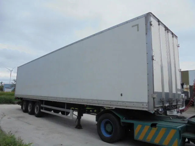 Samro VK132APF11S - Gesloten oplegger: afbeelding 2 Samro VK132APF11S - Gesloten oplegger: afbeelding 2