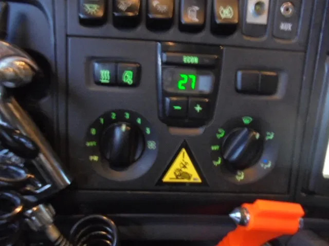 Haakarmsysteem vrachtwagen Scania G450 8X2 TRIPLE RETARDER NL KENTEKEN: afbeelding 15