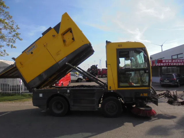 Schmidt CLEANGO 500 NL MACHINE - Industriële veegmachine: afbeelding 4 Schmidt CLEANGO 500 NL MACHINE - Industriële veegmachine: afbeelding 4