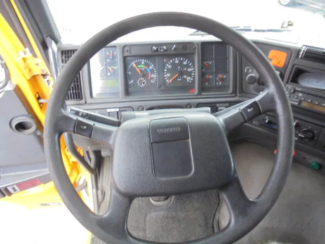 Vacuümwagen Terberg FM 1850 8X4 TRIPLE NL TRUCK: afbeelding 9