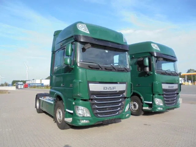 DAF XF 106.460 SUPER SPACE CAB - Trekker: afbeelding 3 DAF XF 106.460 SUPER SPACE CAB - Trekker: afbeelding 3