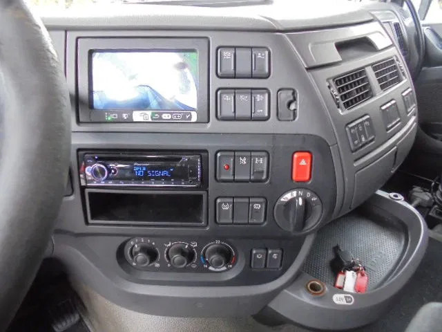 DAF XF 440 SUPER SPACE CAB NL TRUCK - Trekker: afbeelding 5 DAF XF 440 SUPER SPACE CAB NL TRUCK - Trekker: afbeelding 5