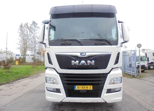 MAN TGX 26.500 6X2 EUR6 SMART TACHO 20X IN STOCK - Trekker: afbeelding 2 MAN TGX 26.500 6X2 EUR6 SMART TACHO 20X IN STOCK - Trekker: afbeelding 2