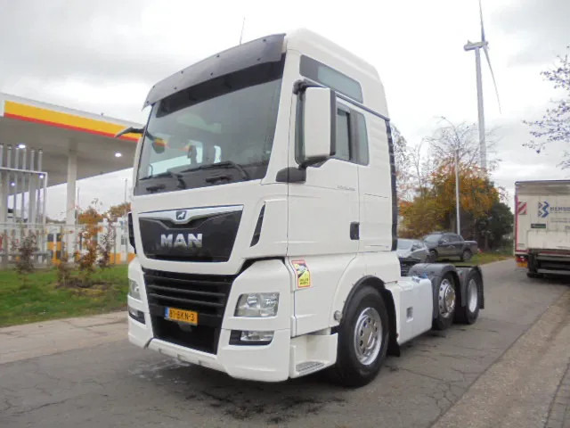 MAN TGX 26.500 6X2 EUR6 SMART TACHO 20X IN STOCK - Trekker: afbeelding 1 MAN TGX 26.500 6X2 EUR6 SMART TACHO 20X IN STOCK - Trekker: afbeelding 1