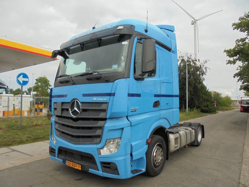 Mercedes-Benz Actros 1842 10 IN STOCK - Trekker: afbeelding 1 Mercedes-Benz Actros 1842 10 IN STOCK - Trekker: afbeelding 1