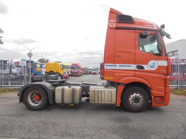 Mercedes-Benz Actros 1842 APK 06-2026 - Trekker: afbeelding 4 Mercedes-Benz Actros 1842 APK 06-2026 - Trekker: afbeelding 4