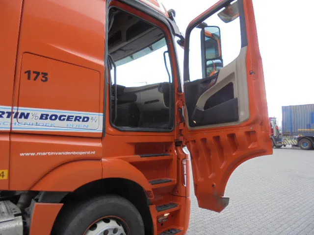 Trekker Mercedes-Benz Actros 1842 LS NL TRUCK: afbeelding 19 Trekker Mercedes-Benz Actros 1842 LS NL TRUCK: afbeelding 19