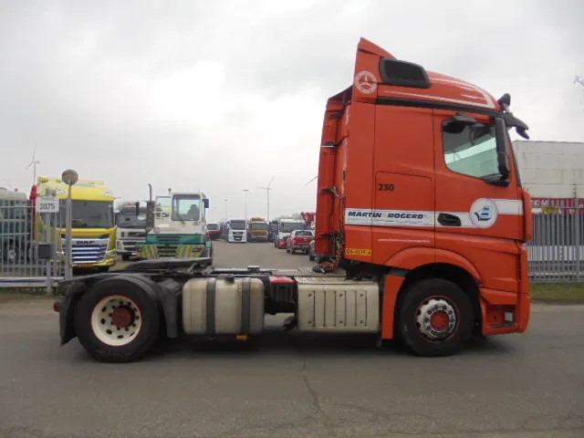 Mercedes-Benz Actros 1842 LS NL TRUCK - Trekker: afbeelding 4 Mercedes-Benz Actros 1842 LS NL TRUCK - Trekker: afbeelding 4