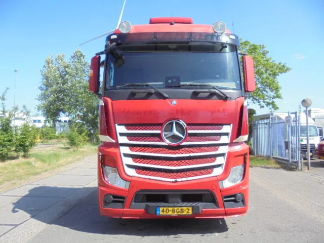 Mercedes-Benz Actros 2345 6X2 NL TRUCK - Trekker: afbeelding 2 Mercedes-Benz Actros 2345 6X2 NL TRUCK - Trekker: afbeelding 2
