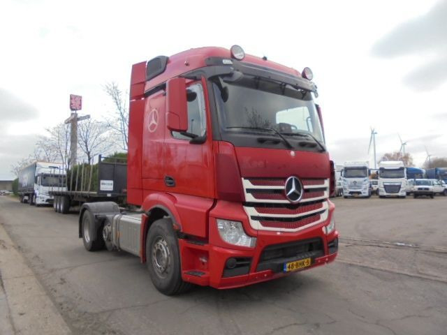 Mercedes-Benz Actros 2543 6X2 + HYDRAULIC - Trekker: afbeelding 3 Mercedes-Benz Actros 2543 6X2 + HYDRAULIC - Trekker: afbeelding 3