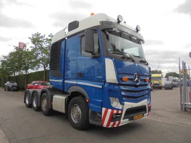 Mercedes-Benz Actros 4158 8X4 NL KENTEKEN - Trekker: afbeelding 3 Mercedes-Benz Actros 4158 8X4 NL KENTEKEN - Trekker: afbeelding 3