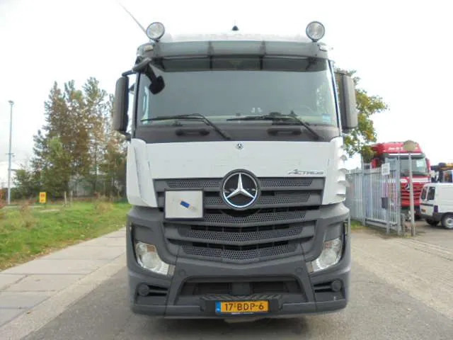 Mercedes-Benz Actros - Trekker: afbeelding 2 Mercedes-Benz Actros - Trekker: afbeelding 2