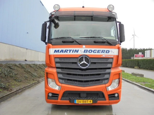 Mercedes-Benz Actros - Trekker: afbeelding 2 Mercedes-Benz Actros - Trekker: afbeelding 2