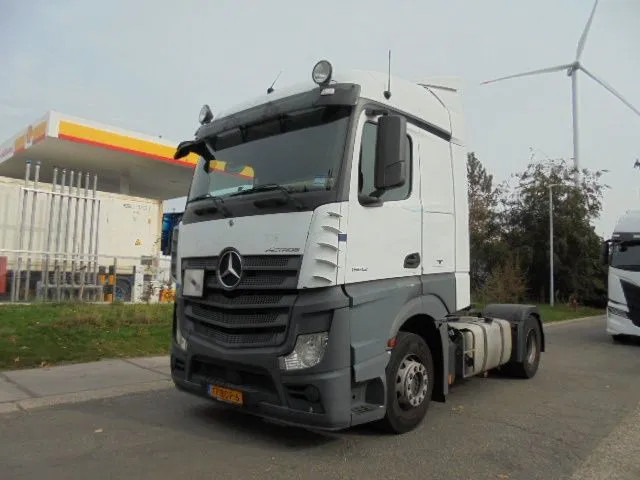 Mercedes-Benz Actros - Trekker: afbeelding 1 Mercedes-Benz Actros - Trekker: afbeelding 1