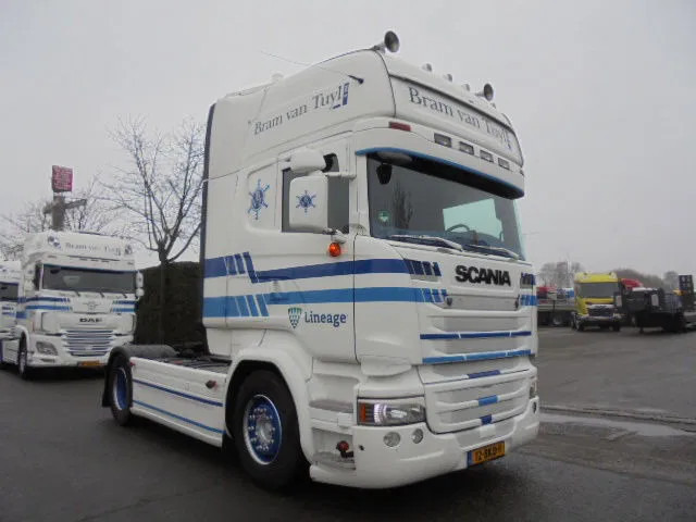 Scania R450 STREAMLINE + RETARDER NL TRUCK - Trekker: afbeelding 3 Scania R450 STREAMLINE + RETARDER NL TRUCK - Trekker: afbeelding 3