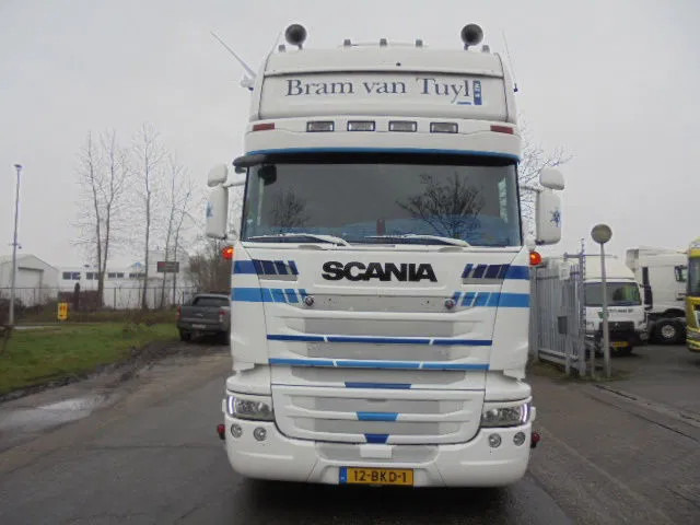 Scania R450 STREAMLINE + RETARDER NL TRUCK - Trekker: afbeelding 2 Scania R450 STREAMLINE + RETARDER NL TRUCK - Trekker: afbeelding 2