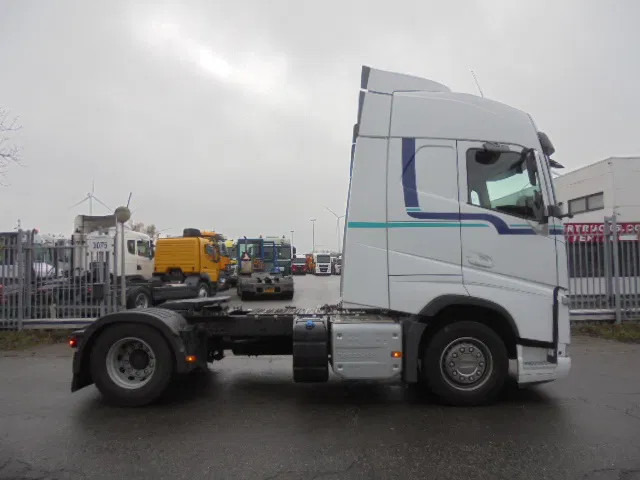 Volvo FH 420 NL TRUCK APK 09-26 - Trekker: afbeelding 4 Volvo FH 420 NL TRUCK APK 09-26 - Trekker: afbeelding 4