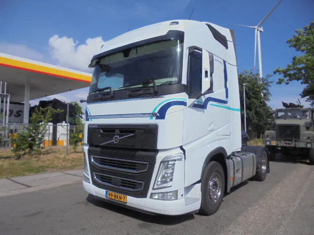 Volvo FH 420 NL TRUCK - Trekker: afbeelding 1 Volvo FH 420 NL TRUCK - Trekker: afbeelding 1