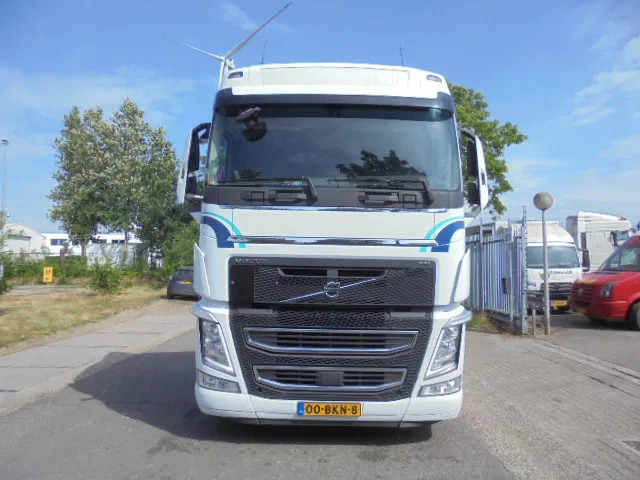 Volvo FH 420 NL TRUCK - Trekker: afbeelding 2 Volvo FH 420 NL TRUCK - Trekker: afbeelding 2