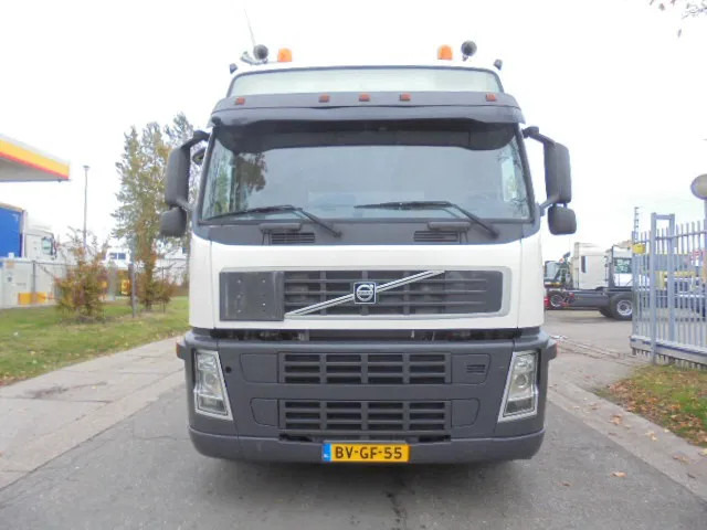 Volvo FM 400 GLOBETROTTER ADR NL TRUCK - Trekker: afbeelding 2 Volvo FM 400 GLOBETROTTER ADR NL TRUCK - Trekker: afbeelding 2