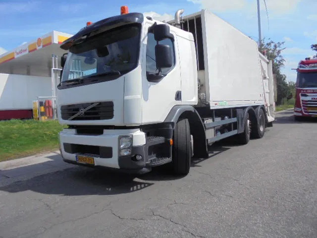 Volvo FE 240 - Vuilniswagen: afbeelding 1 Volvo FE 240 - Vuilniswagen: afbeelding 1