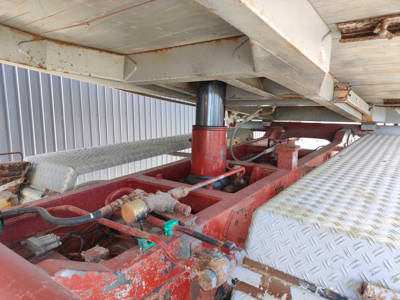 Kipper vrachtwagen Iveco Magirus 250-34 dump truck: afbeelding 10