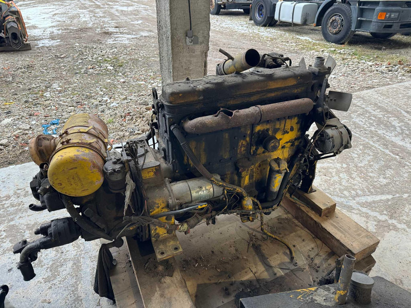 Leyland 401 6 cylinder engine - Motor voor Vrachtwagen: afbeelding 1 Leyland 401 6 cylinder engine - Motor voor Vrachtwagen: afbeelding 1