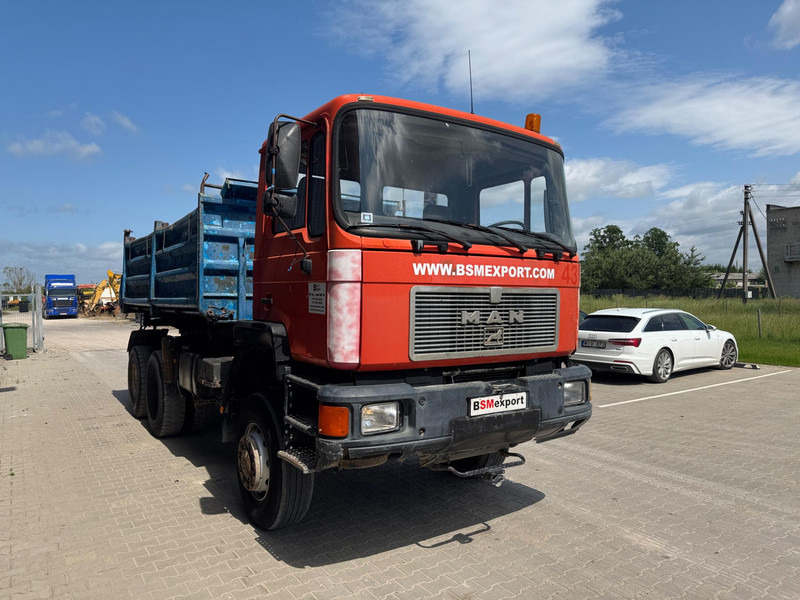 MAN 26.302, 6x6 - Kipper vrachtwagen: afbeelding 2 MAN 26.302, 6x6 - Kipper vrachtwagen: afbeelding 2