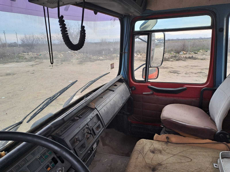 Kipper vrachtwagen MAN 32.331 dump truck: afbeelding 14