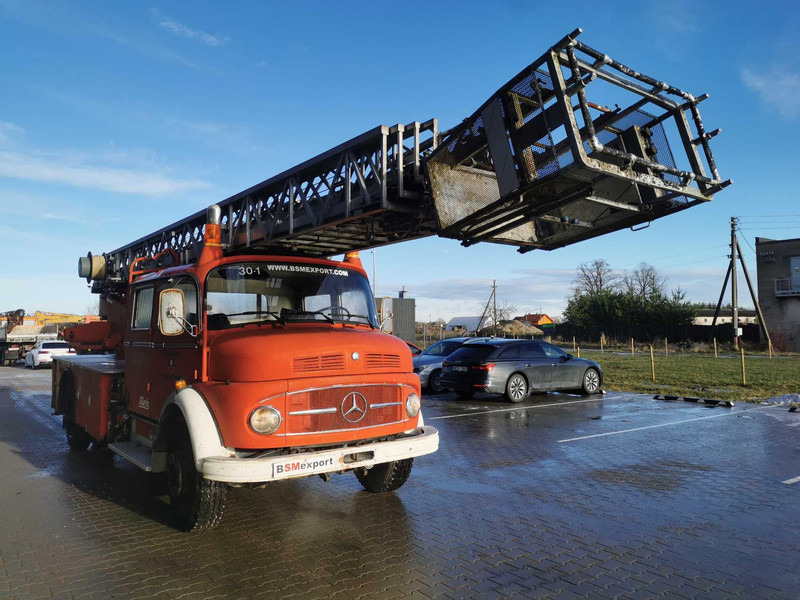Mercedes-Benz 1313 - Brandweerwagen: afbeelding 4 Mercedes-Benz 1313 - Brandweerwagen: afbeelding 4