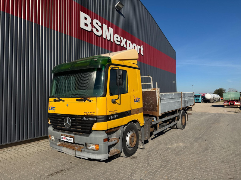 Mercedes-Benz Actros 1831 - Vrachtwagen met open laadbak: afbeelding 1 Mercedes-Benz Actros 1831 - Vrachtwagen met open laadbak: afbeelding 1