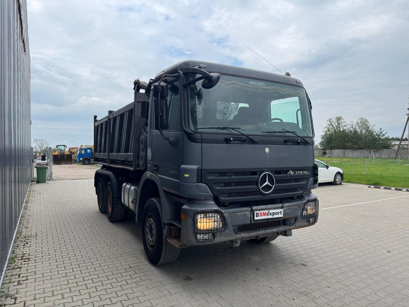 Mercedes-Benz Actros 3341 - Kipper vrachtwagen: afbeelding 3 Mercedes-Benz Actros 3341 - Kipper vrachtwagen: afbeelding 3