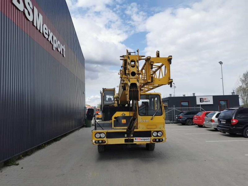 Tadano TL250 - Mobiele kraan: afbeelding 4 Tadano TL250 - Mobiele kraan: afbeelding 4