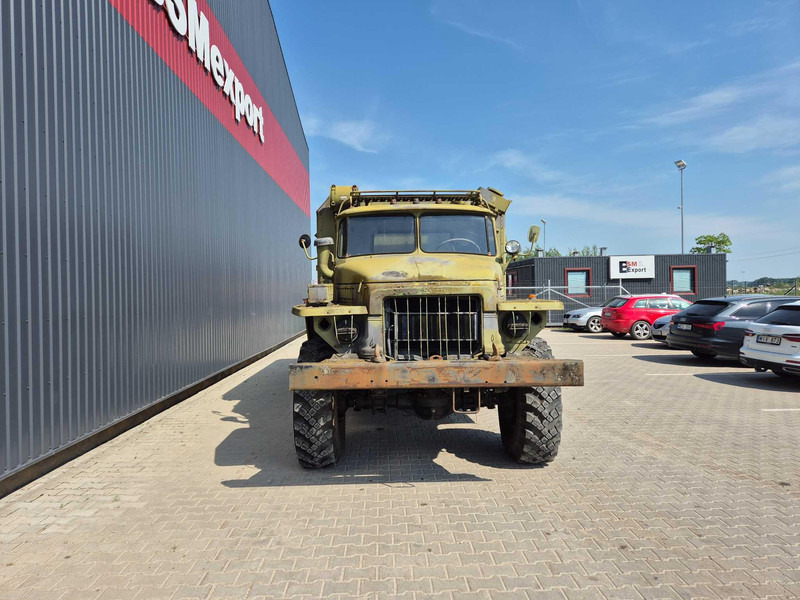Ural Ural 375 box truck - Bakwagen: afbeelding 2 Ural Ural 375 box truck - Bakwagen: afbeelding 2
