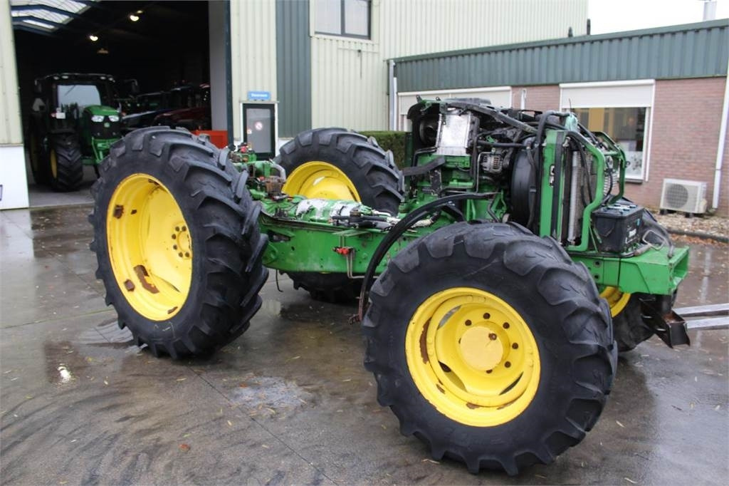 John Deere 6000- 30 4 cyl. - Tractor: afbeelding 1 John Deere 6000- 30 4 cyl. - Tractor: afbeelding 1
