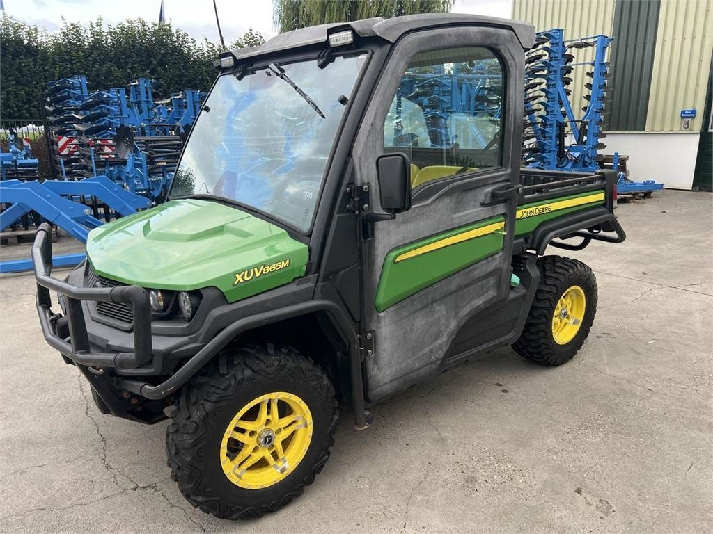 John Deere Gator XUV865M 4x4 - Quad: afbeelding 2 John Deere Gator XUV865M 4x4 - Quad: afbeelding 2