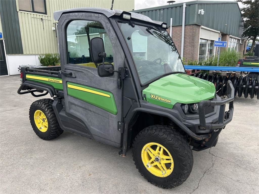 John Deere Gator XUV865M 4x4 - Quad: afbeelding 3 John Deere Gator XUV865M 4x4 - Quad: afbeelding 3