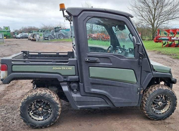 John Deere XUV 865M - Quad: afbeelding 4 John Deere XUV 865M - Quad: afbeelding 4