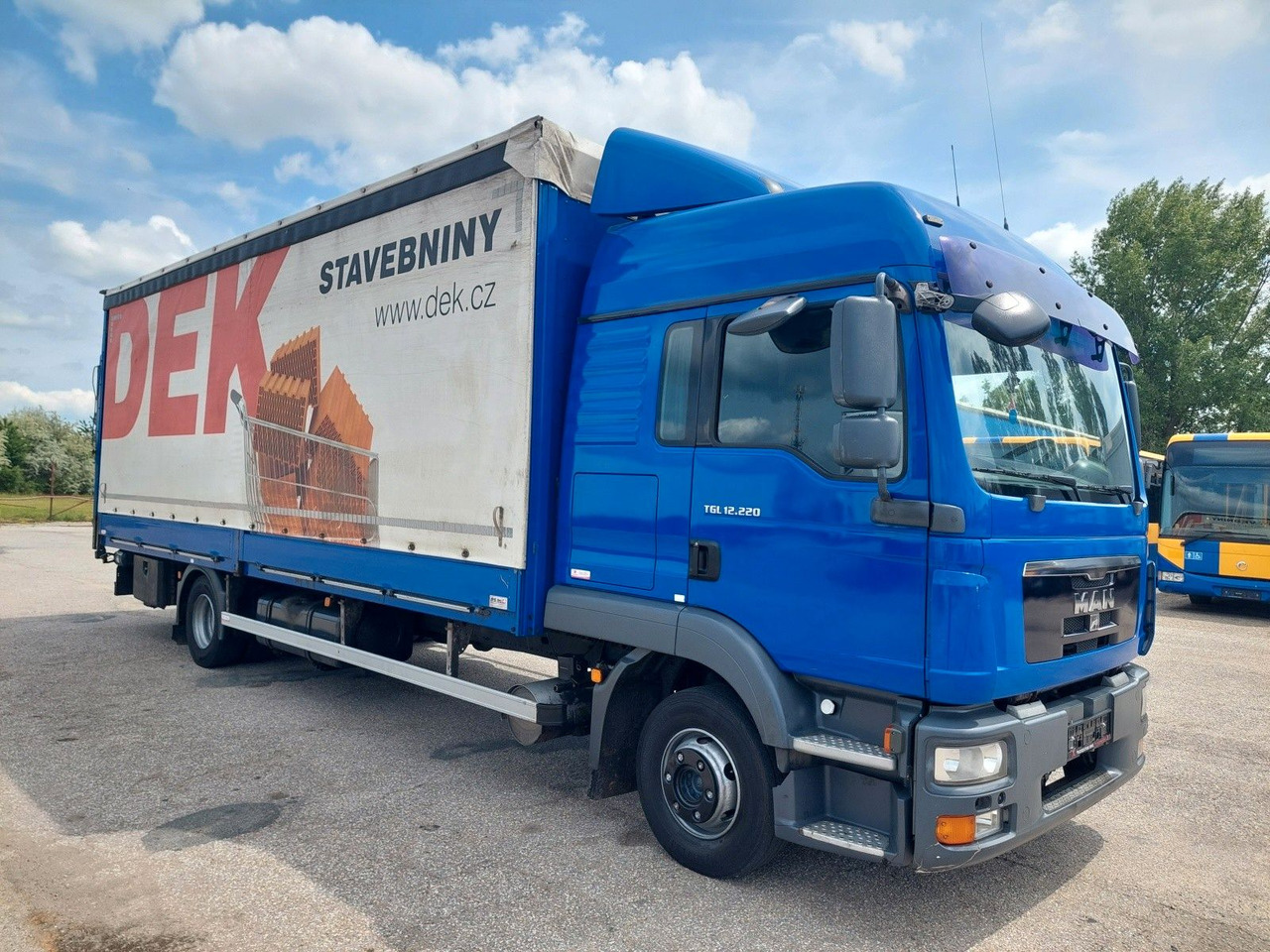 MAN TGL 12.220 4X2 BL Edscha - Schuifzeilen vrachtwagen: afbeelding 2 MAN TGL 12.220 4X2 BL Edscha - Schuifzeilen vrachtwagen: afbeelding 2