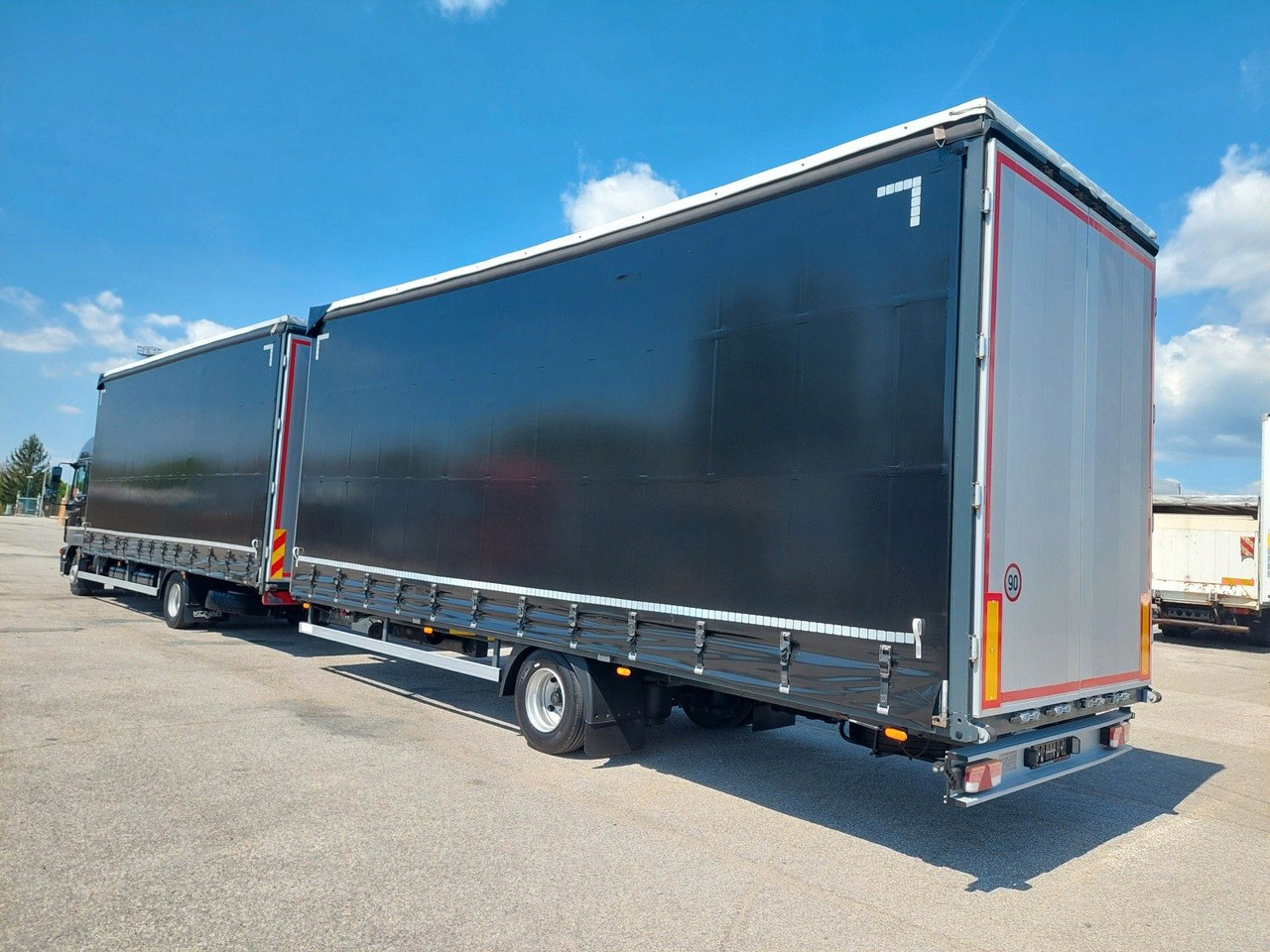 MAN TGL 12.250 BL 4x2 + Anhänger KONAR 38 Paletten - Schuifzeilen vrachtwagen: afbeelding 3 MAN TGL 12.250 BL 4x2 + Anhänger KONAR 38 Paletten - Schuifzeilen vrachtwagen: afbeelding 3