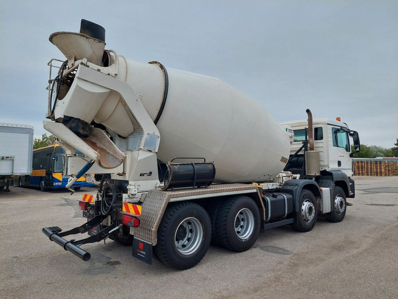 MAN TGS 32.400 8X4 BB Stetter 9 m³ - Betonmixer: afbeelding 4 MAN TGS 32.400 8X4 BB Stetter 9 m³ - Betonmixer: afbeelding 4