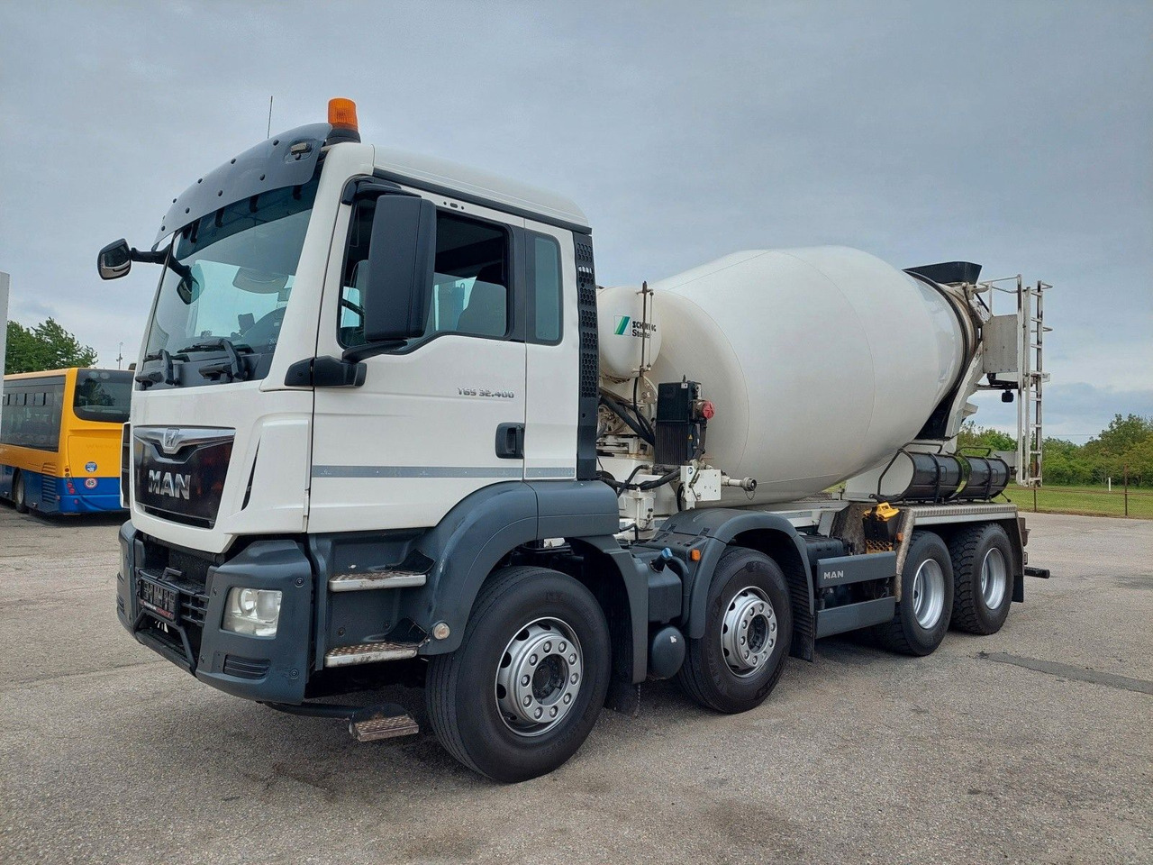 MAN TGS 32.400 8X4 BB Stetter 9 m³ - Betonmixer: afbeelding 1 MAN TGS 32.400 8X4 BB Stetter 9 m³ - Betonmixer: afbeelding 1
