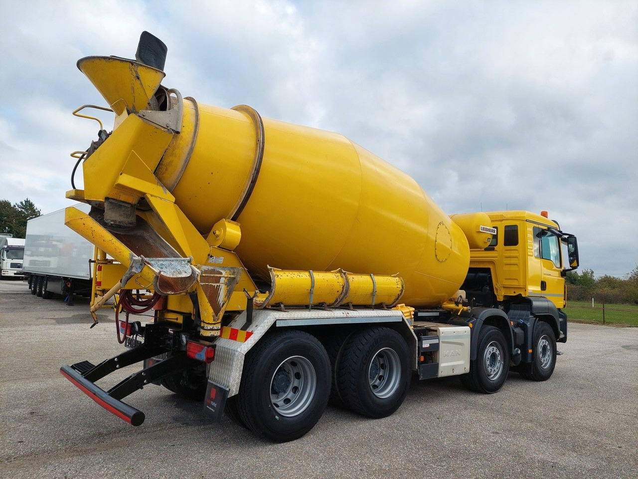 MAN TGS 32.460 8X4 BB Liebherr 9 m³ - Betonmixer: afbeelding 4 MAN TGS 32.460 8X4 BB Liebherr 9 m³ - Betonmixer: afbeelding 4