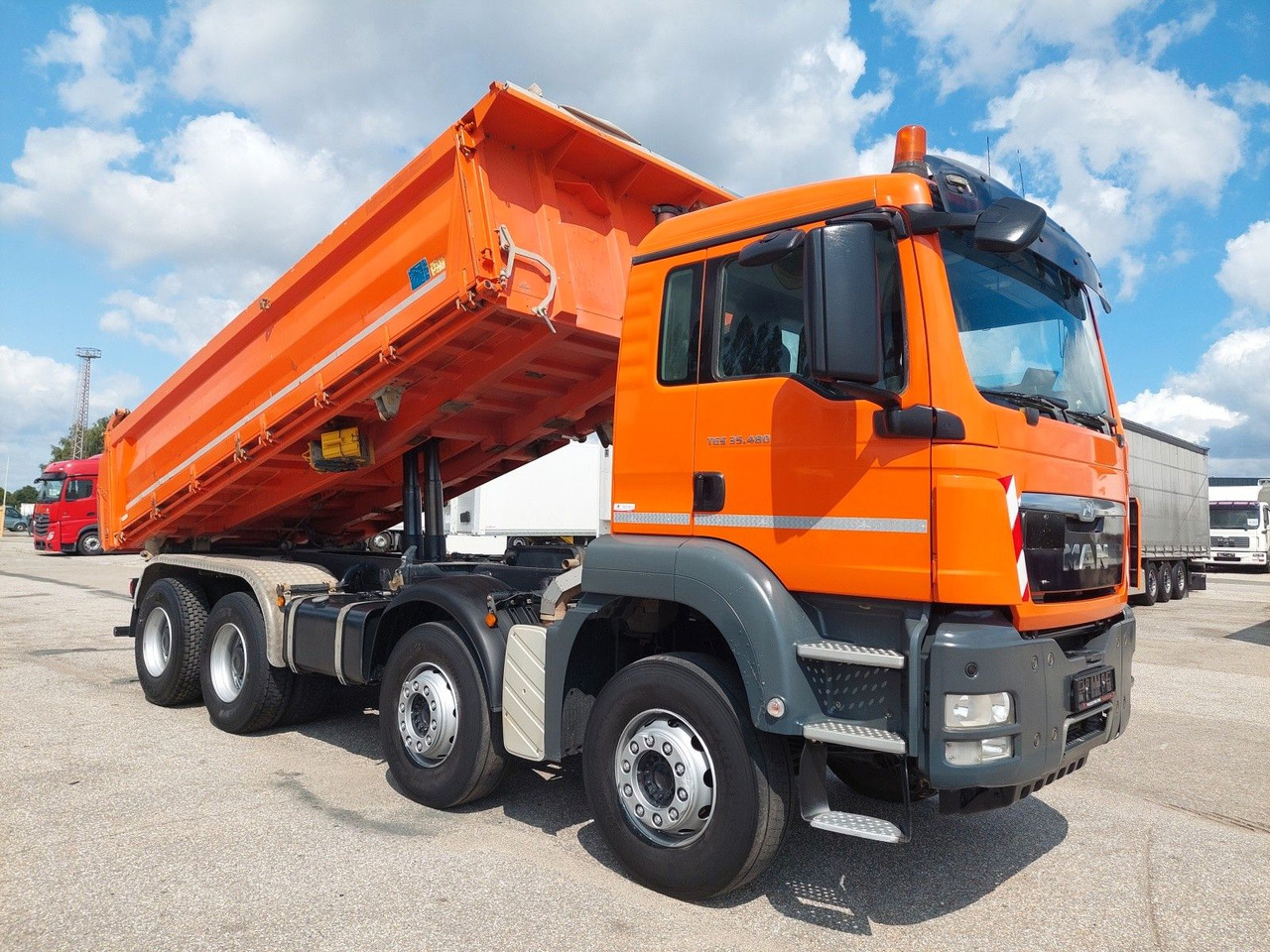 MAN TGS 35.480 8x4 BB Meiller Bordmatik - Kipper vrachtwagen: afbeelding 2 MAN TGS 35.480 8x4 BB Meiller Bordmatik - Kipper vrachtwagen: afbeelding 2