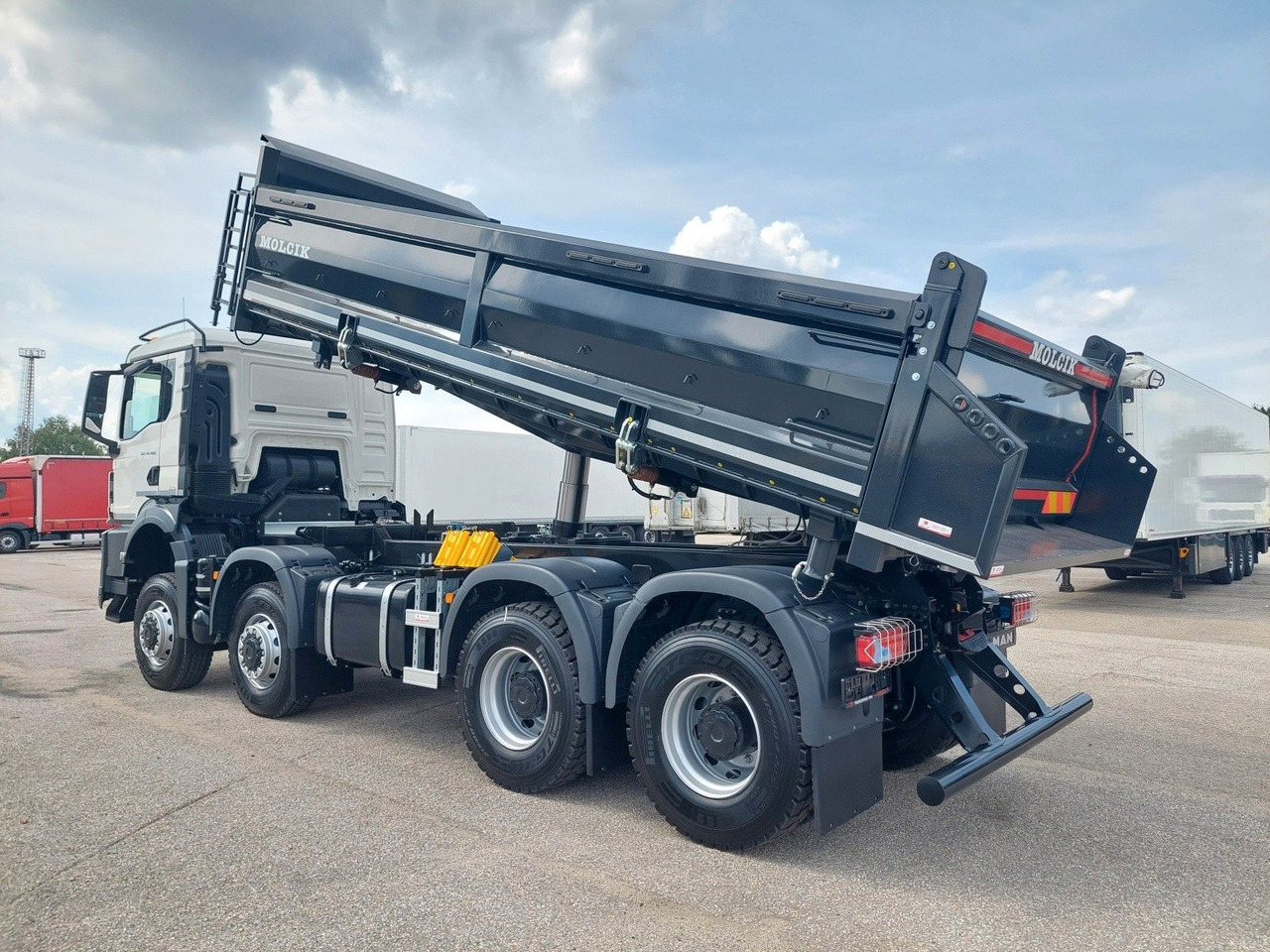 MAN TGS 41.480 8X6 BB CH - Kipper vrachtwagen: afbeelding 3 MAN TGS 41.480 8X6 BB CH - Kipper vrachtwagen: afbeelding 3