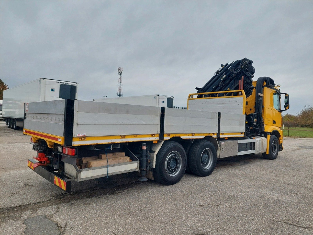 Mercedes-Benz Arocs 2640 6X2 + Hiab XS 477 Hipro - Vrachtwagen met open laadbak, Kraanwagen: afbeelding 4 Mercedes-Benz Arocs 2640 6X2 + Hiab XS 477 Hipro - Vrachtwagen met open laadbak, Kraanwagen: afbeelding 4